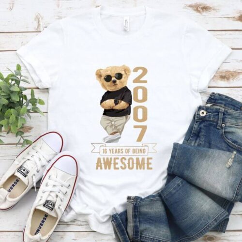 Tricou Personalizat 16 years of being awesome