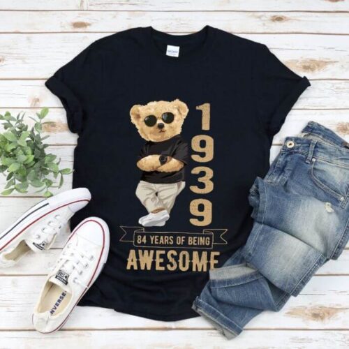 Tricou Personalizat 84 years of being awesome
