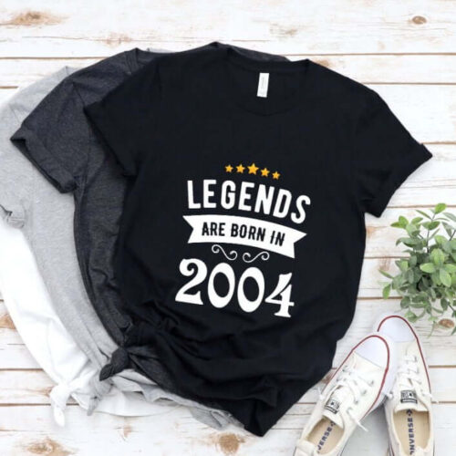 Tricou Personalizat Legends are born in 2004