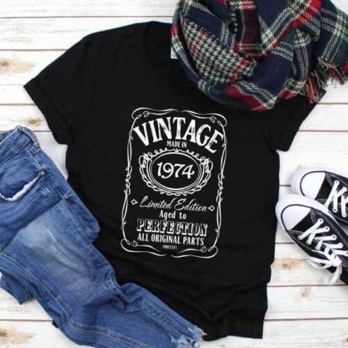 Tricou Personalizat Vintage Made In 1974 Aged to Perfection