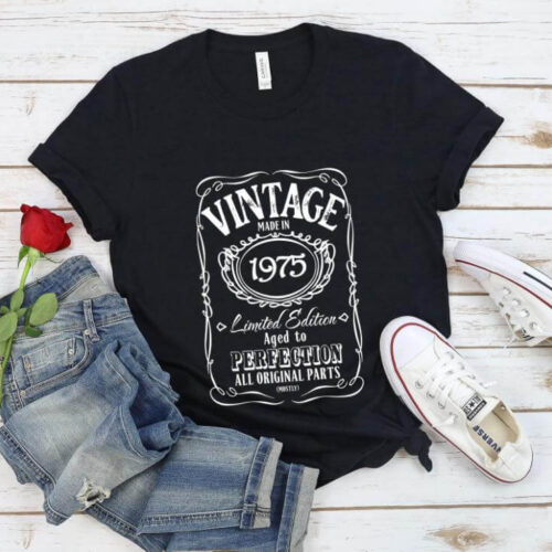 Tricou Personalizat Vintage Made In 1975 Aged to Perfection