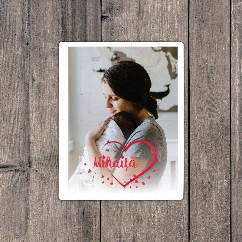 Puzzle Personalizat pentru copii - 30 de piese, 19x24 cm, o poza cu inimioare si text, PZ031